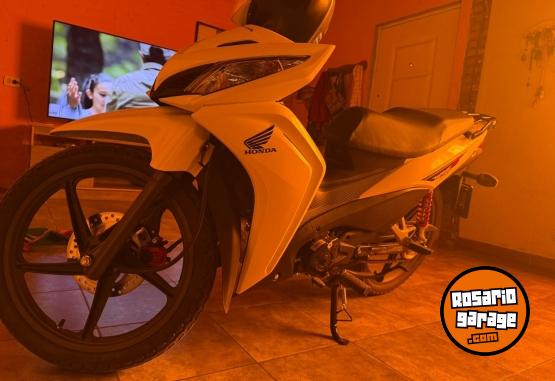 Motos - Honda Wave 2023 Nafta 1300Km - En Venta