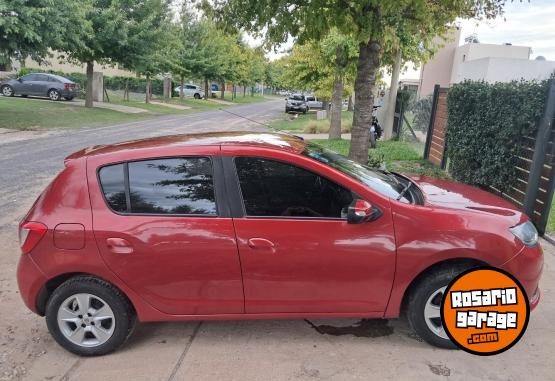 Autos - Renault Sandero 2015 GNC 140000Km - En Venta