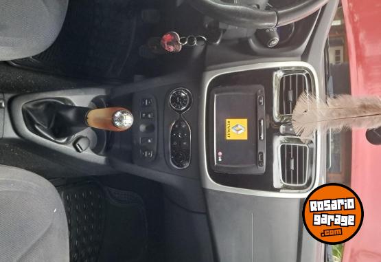 Autos - Renault Sandero 2015 GNC 140000Km - En Venta