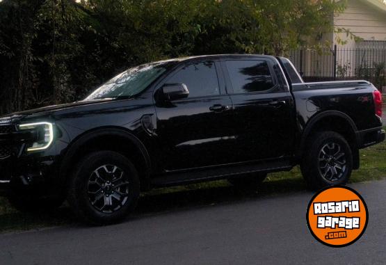 Camionetas - Ford Ranger Black 2024 Diesel 22000Km - En Venta