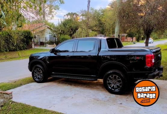 Camionetas - Ford Ranger Black 2024 Diesel 22000Km - En Venta