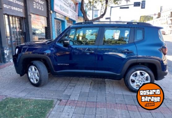 Camionetas - Jeep Renegade 1.8 2023 Nafta 24400Km - En Venta