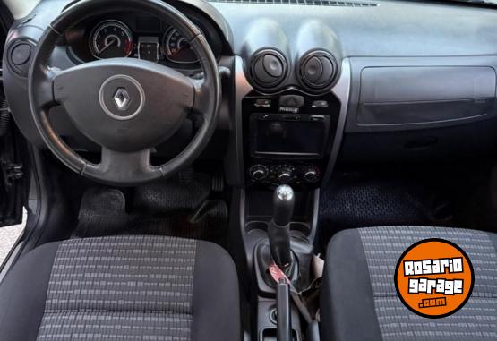 Autos - Renault Sandero Privilege 2014 Nafta 80000Km - En Venta