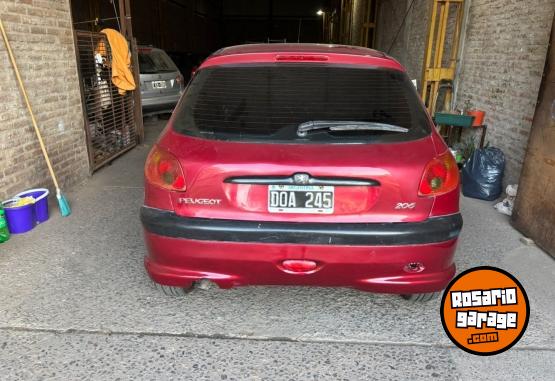 Autos - Peugeot 206 2001 Nafta 314000Km - En Venta