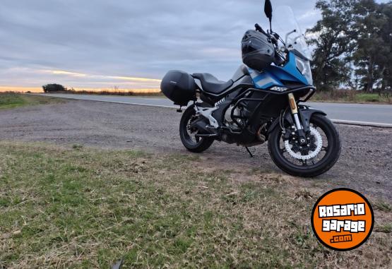 Motos - CF 650 MT 2023 Nafta 23000Km - En Venta