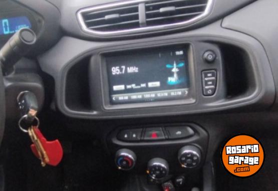 Autos - Chevrolet Prisma fiesta ónix Ka 2017 GNC 118Km - En Venta