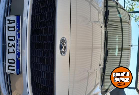 Autos - Ford Ka 1,5 2018 Nafta 102000Km - En Venta