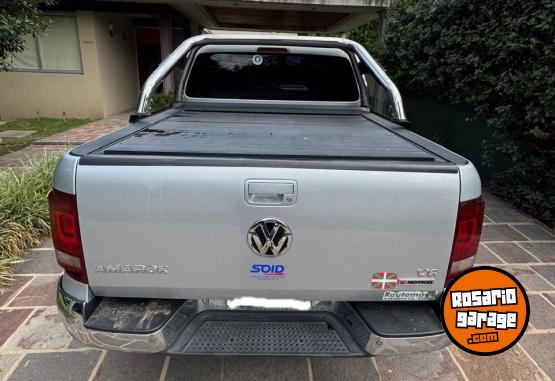 Camionetas - Volkswagen Amarok v6 - Highline 2021 Diesel 72000Km - En Venta