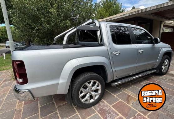 Camionetas - Volkswagen Amarok v6 - Highline 2021 Diesel 72000Km - En Venta