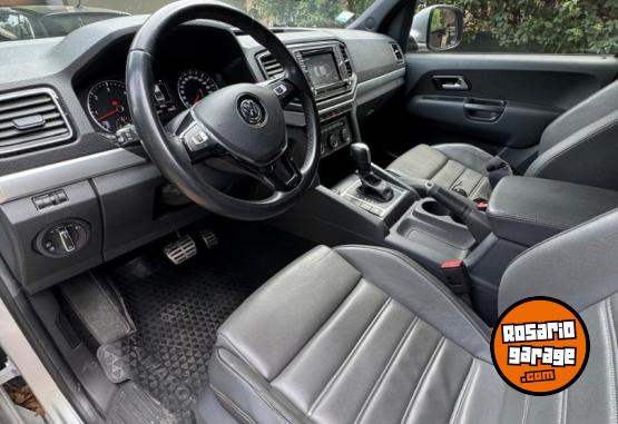 Camionetas - Volkswagen Amarok v6 - Highline 2021 Diesel 72000Km - En Venta