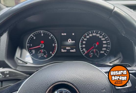 Camionetas - Volkswagen Amarok v6 - Highline 2021 Diesel 72000Km - En Venta