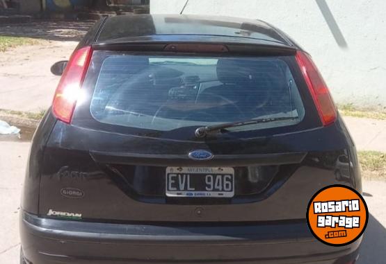 Autos - Ford Focus 2005 GNC 288000Km - En Venta
