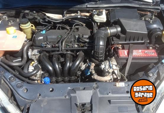 Autos - Ford Focus 2005 GNC 288000Km - En Venta
