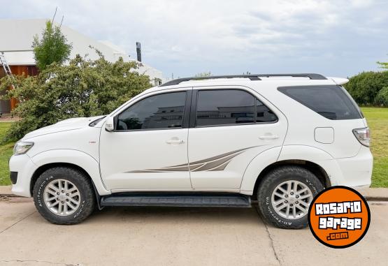 Camionetas - Toyota sw4 srv 3.0 tdi 2013 Diesel 165000Km - En Venta