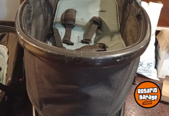 Art�culos para beb� - Coche con huevito Carestino - En Venta