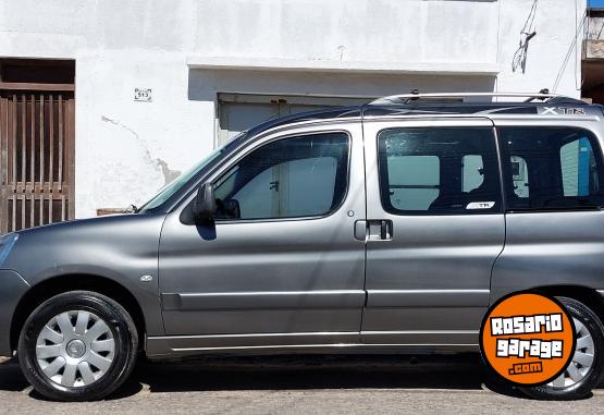Utilitarios - Citroen Berlingo multispace HDI92 2017 Diesel 200000Km - En Venta