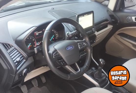 Autos - Ford Ecosport Titanium 2019 Nafta 140000Km - En Venta