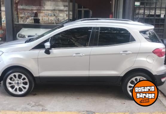 Autos - Ford Ecosport Titanium 2019 Nafta 140000Km - En Venta