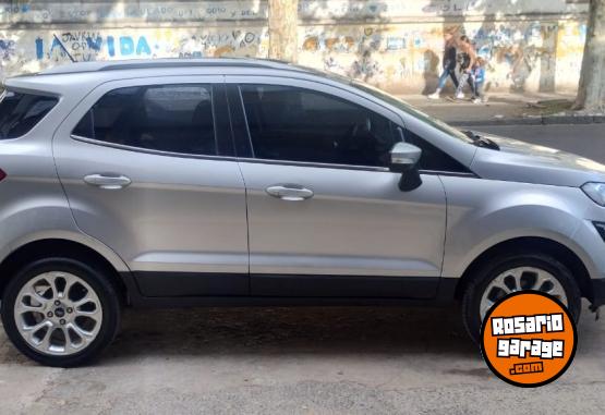 Autos - Ford Ecosport Titanium 2019 Nafta 140000Km - En Venta