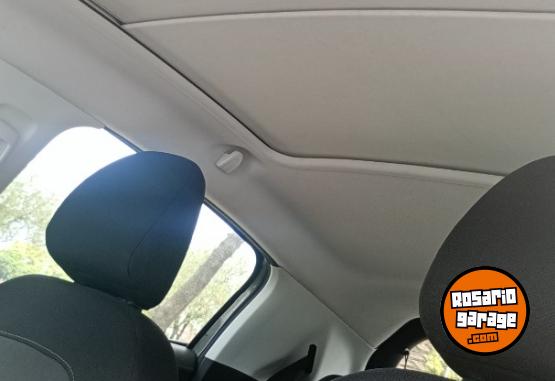 Autos - Peugeot 208 2017 Nafta 68000Km - En Venta