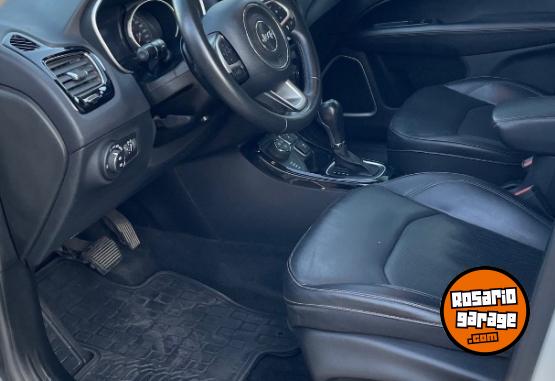 Camionetas - Jeep JEEP COMPASS 2.0 LIMITED 2022 Diesel 89000Km - En Venta