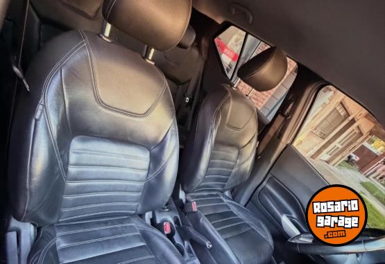 Camionetas - Nissan Kicks Exclusive CVT 2018 Nafta 98000Km - En Venta