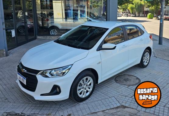 Autos - Chevrolet ONIX LT TECH ON STAR 2020 Nafta 80000Km - En Venta