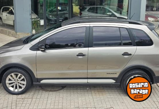 Autos - Volkswagen SURAN TRACK 1.6 MSI 2017 Nafta 120000Km - En Venta