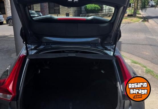 Autos - Volvo V40 2.0T 2019 Nafta 53000Km - En Venta