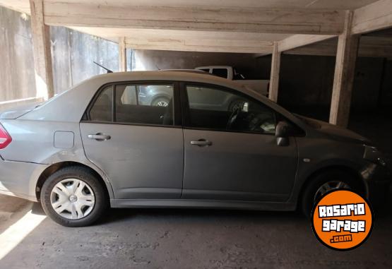Autos - Nissan Tiida 2010 1.8 naftero 2010 Nafta 65000Km - En Venta