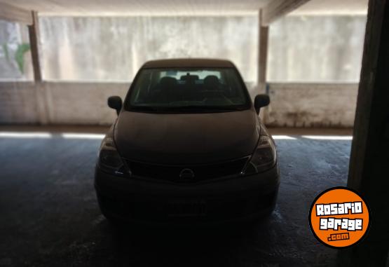 Autos - Nissan Tiida 2010 1.8 naftero 2010 Nafta 65000Km - En Venta