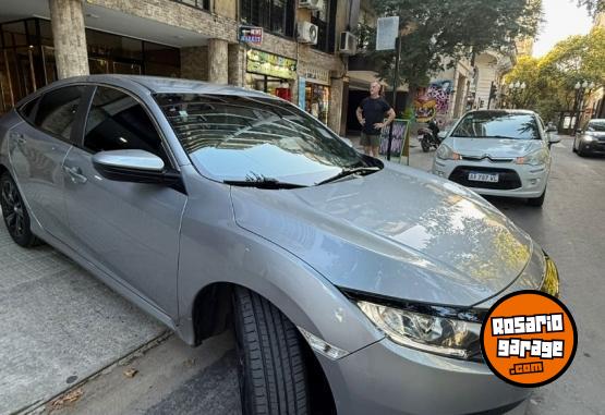 Autos - Honda Civic 2017 Nafta 68000Km - En Venta