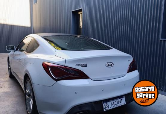 Autos - Hyundai Genesis 2.0 Turbo 2017 Nafta  - En Venta
