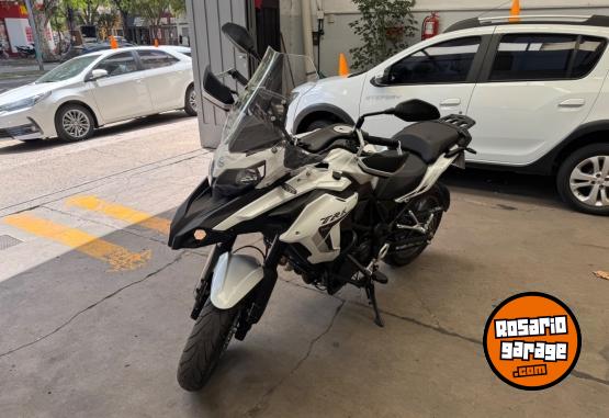 Motos - Benelli TRK 502 2023 Nafta 5000Km - En Venta