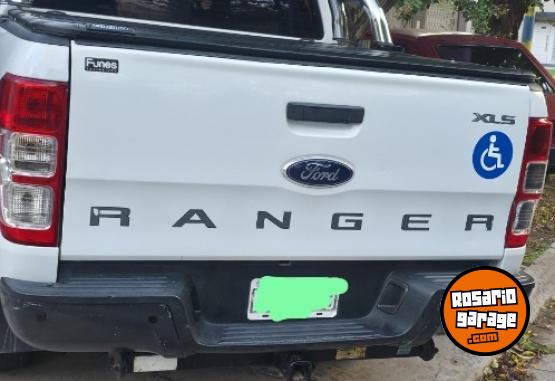 Camionetas - Ford Ranger XLS 2013 Diesel 160000Km - En Venta