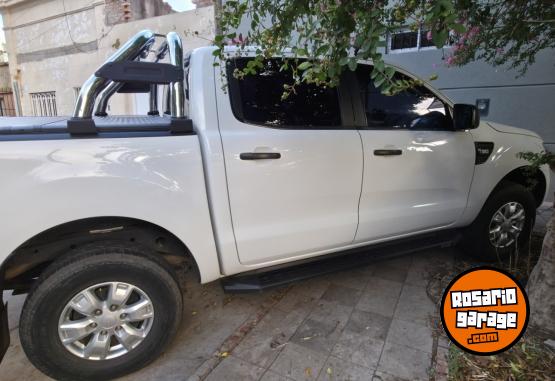 Camionetas - Ford Ranger XLS 2013 Diesel 160000Km - En Venta