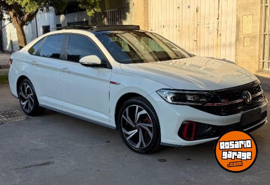Autos - Volkswagen Vento gli 2024 Nafta 14000Km - En Venta