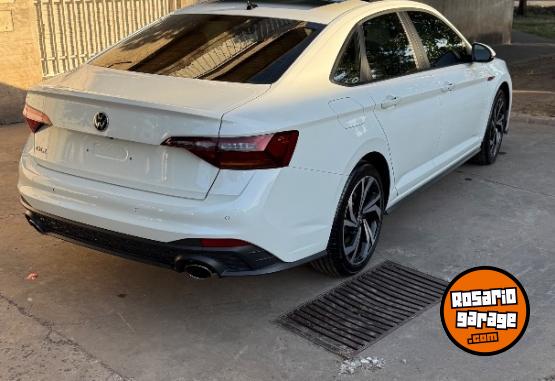 Autos - Volkswagen Vento gli 2024 Nafta 14000Km - En Venta