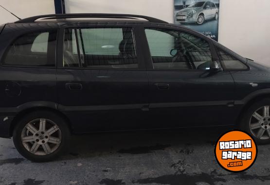 Autos - Chevrolet ZAFIRA 2.0 GLS 7 ASIENTOS 2007 Nafta 200000Km - En Venta