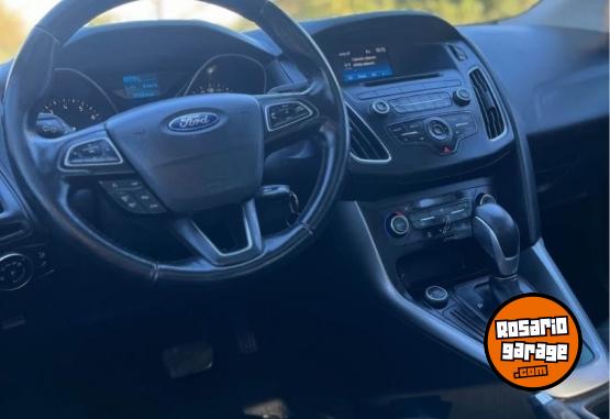Autos - Ford Focus se plus 2015 Nafta 115000Km - En Venta