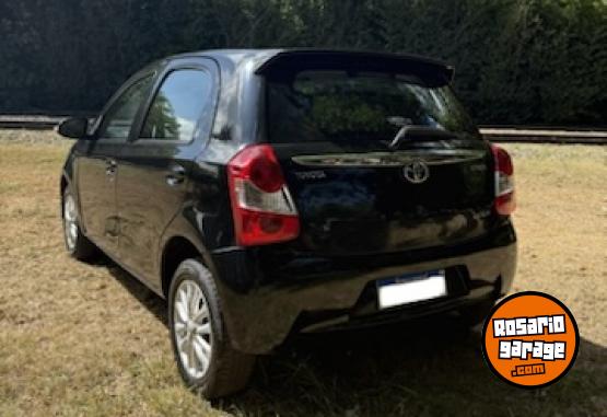 Autos - Toyota etios xls 1.5 m/t 2016 Nafta 140000Km - En Venta