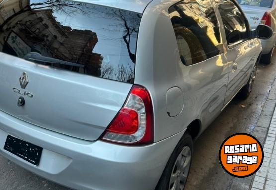 Autos - Renault Clio Mio 2015 Nafta 102000Km - En Venta