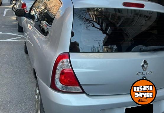 Autos - Renault Clio Mio 2015 Nafta 102000Km - En Venta