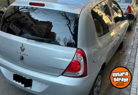 Autos - Renault Clio Mio 2015 Nafta 102000Km - En Venta
