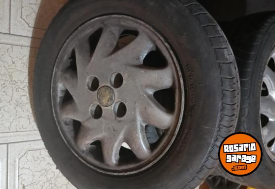 Accesorios para Autos - Llantas y cubiertas - En Venta