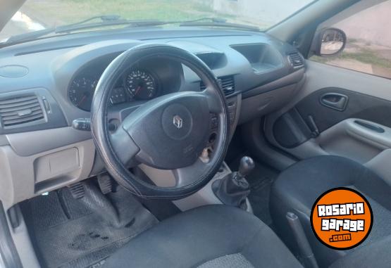 Autos - Renault Symbol 2013 Nafta 140000Km - En Venta