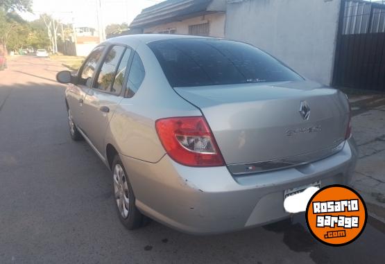 Autos - Renault Symbol 2013 Nafta 140000Km - En Venta