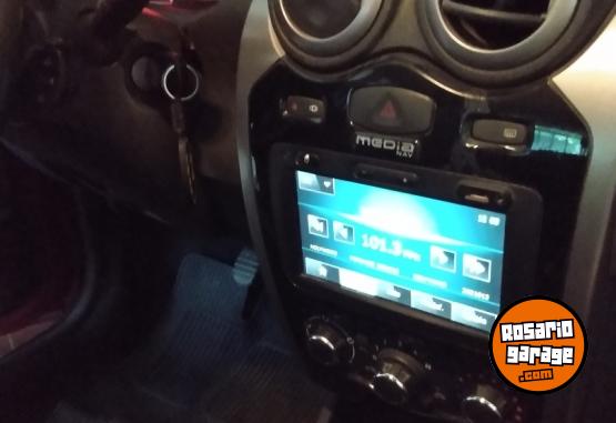 Autos - Renault Sandero Privilege 2013 Nafta 113000Km - En Venta