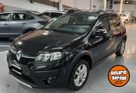 Autos - Renault SANDERO STEPWAY PRIVILEGE 2015 Nafta 115000Km - En Venta
