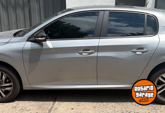Autos - Peugeot 208 allure pack T200 2025 Nafta 9700Km - En Venta